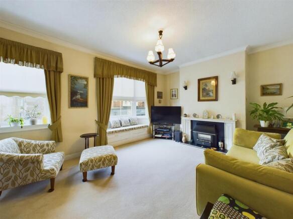 Lounge: