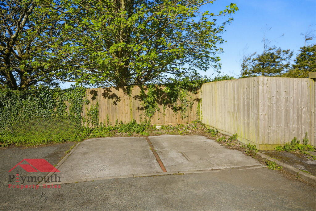 House in Plymouth, Honicknowle - View 5