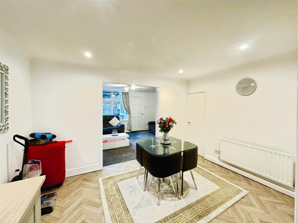 Jedburgh Drive, Darlington, DL3 photo 5