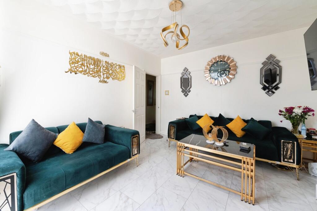 Main image of property: Rochford Road, Southend-on-Sea, Essex, SS2