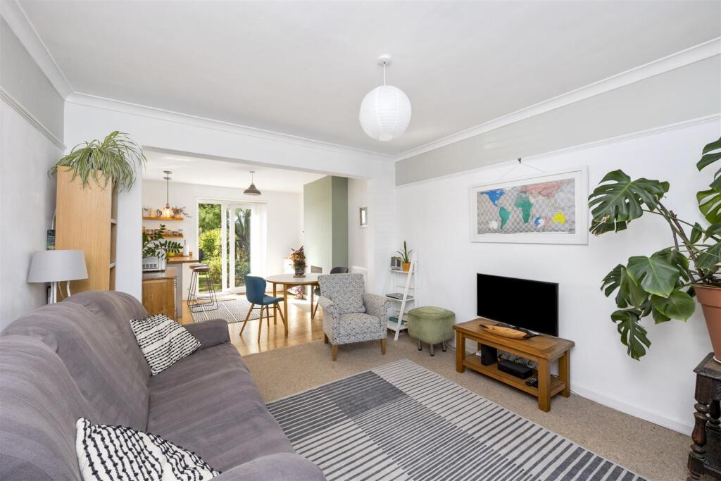 Sanyhils Avenue, Patcham, Brighton photo 2