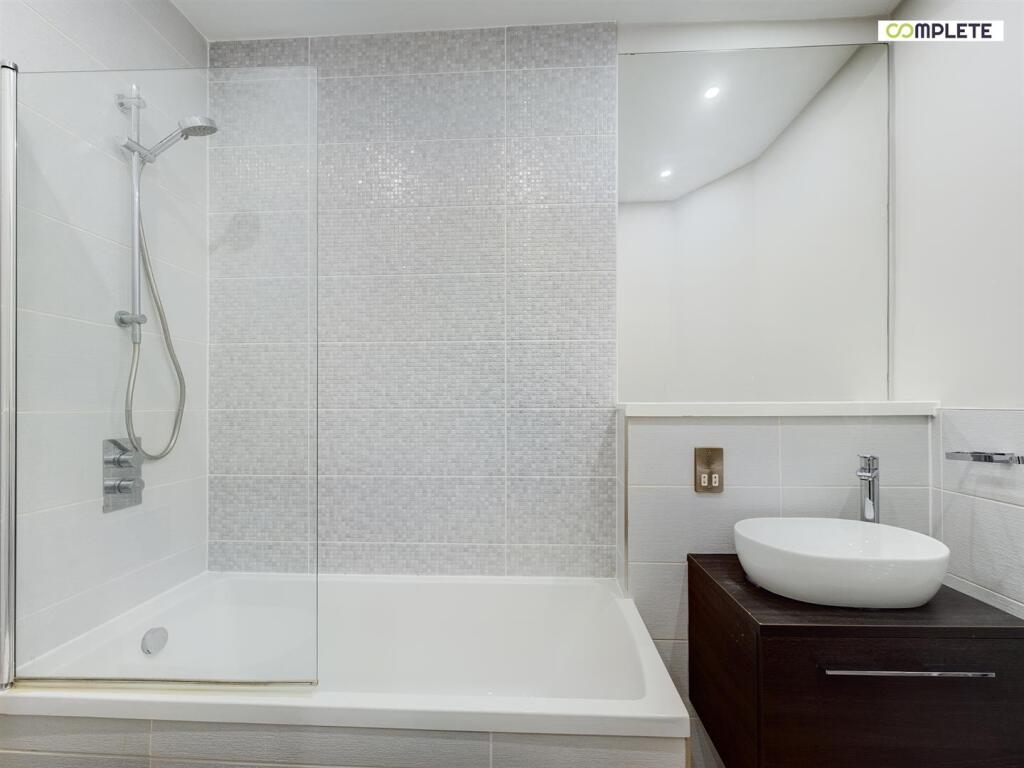 Apartment in Liverpool - View 4