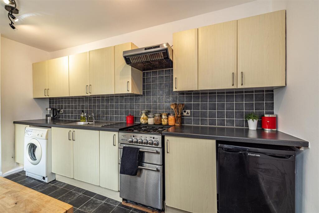 Apartment in Galashiels - View 5