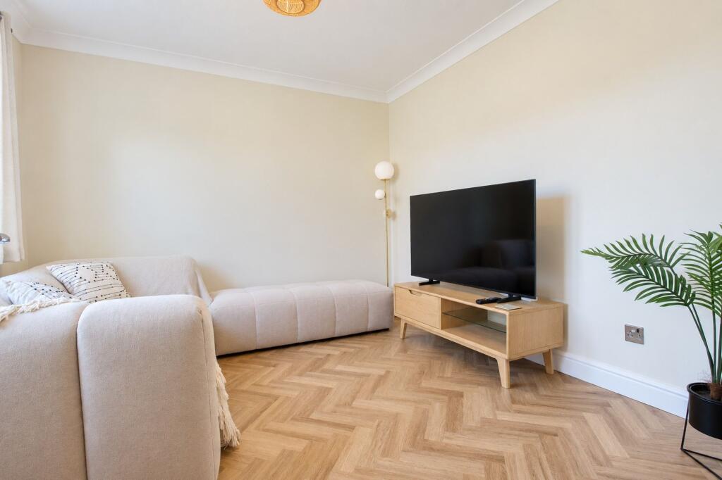 House in Ingleby Barwick, Stockton-on-Tees - View 4