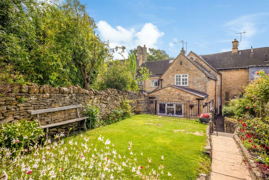 Main image of property: Lower High Street, Chipping Campden