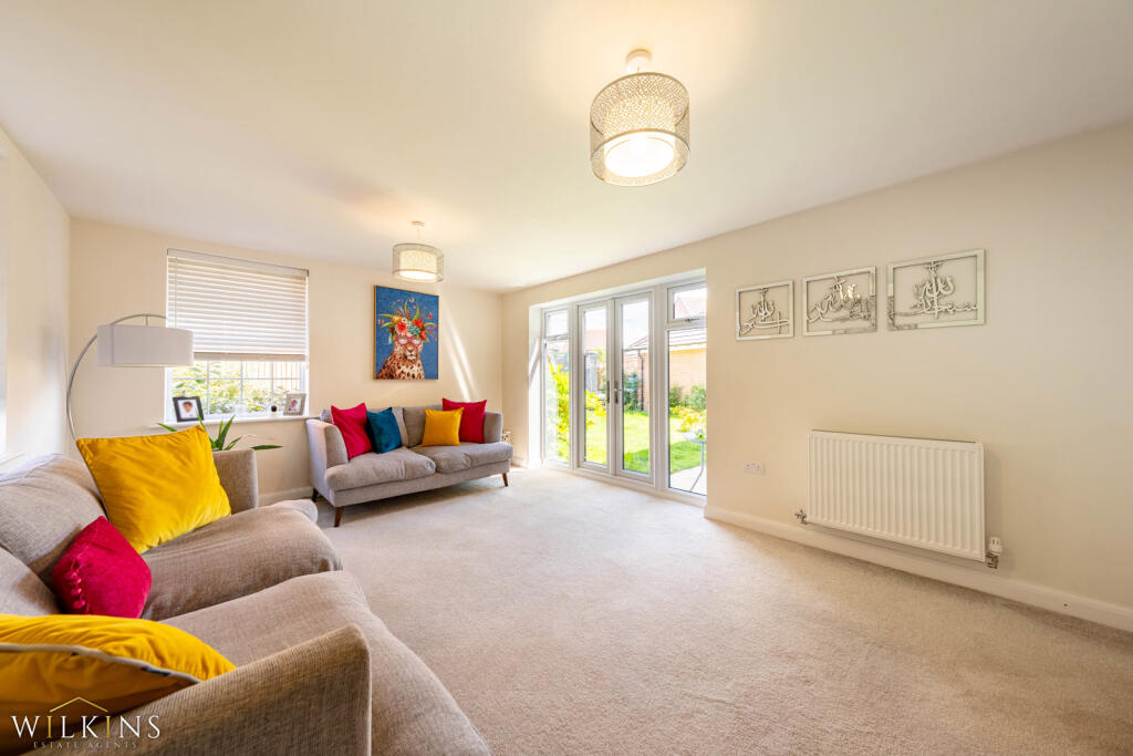 Austen Drive, Tamworth, Staffordshire, B78 - More