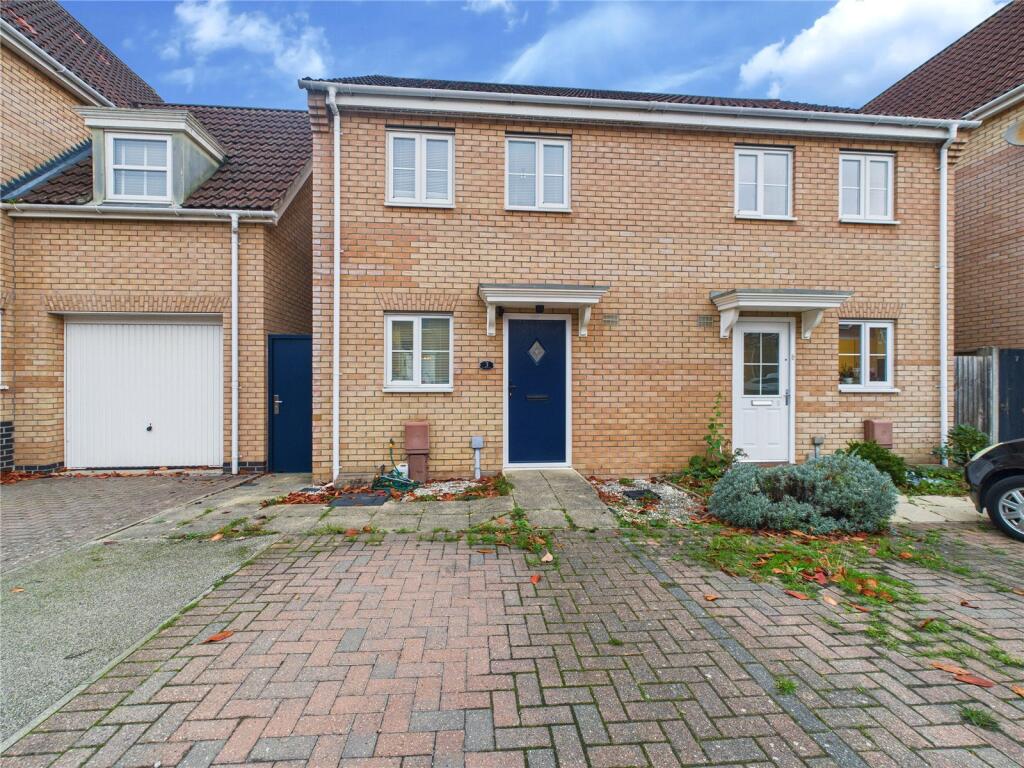 2-bed semi-detached on Pottersfield, Great Cornard, Sudbury, Suffolk, CO10, £250,000