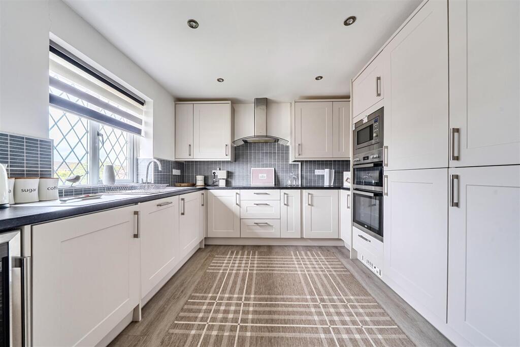 The Hawthorns, Lutterworth, LE17 photo 4