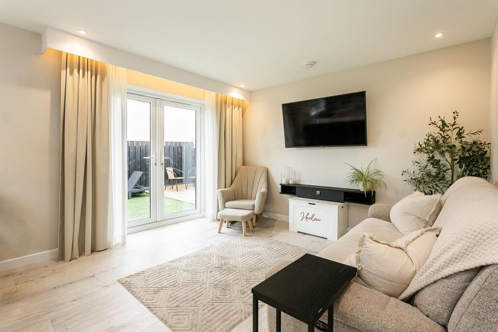 House in Edinburgh - View 2
