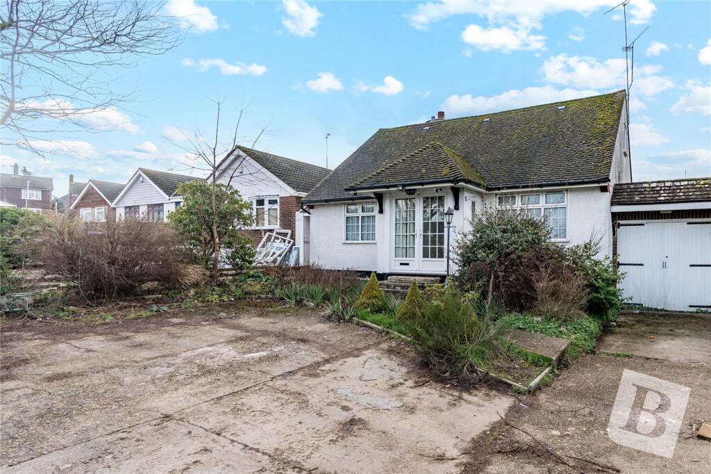 Main image of property: Green Walk, Ongar, Essex, CM5