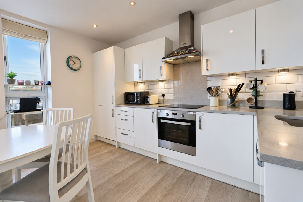 Apartment in Hemel Hempstead - View 5