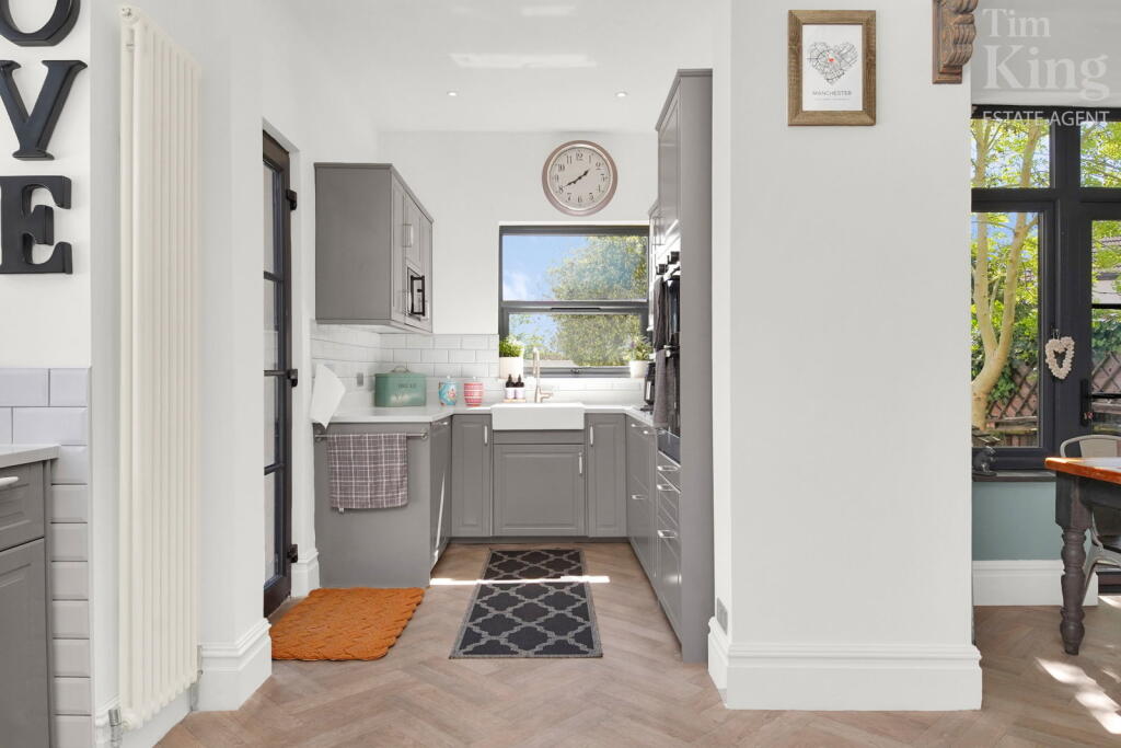 House in London - View 5