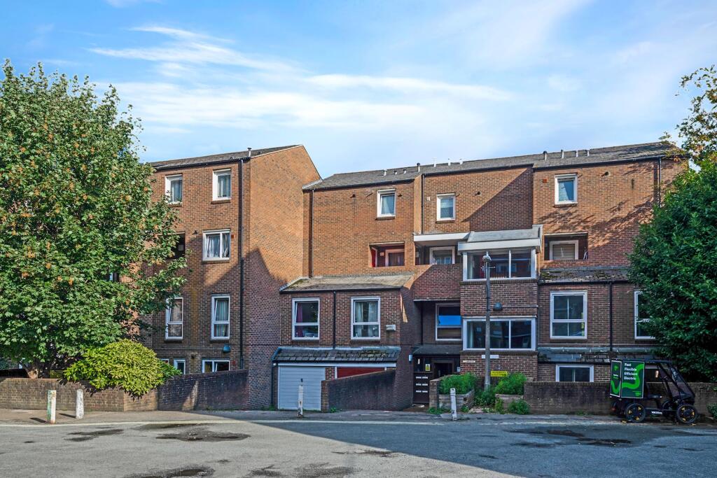 Main image of property: Thurnham House, Law Street, SE1 4XJ