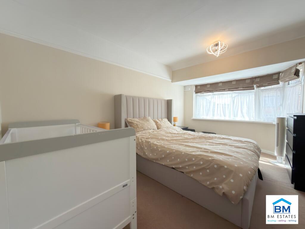 House in Charnwood, Hallam Fields, Birstall - View 5