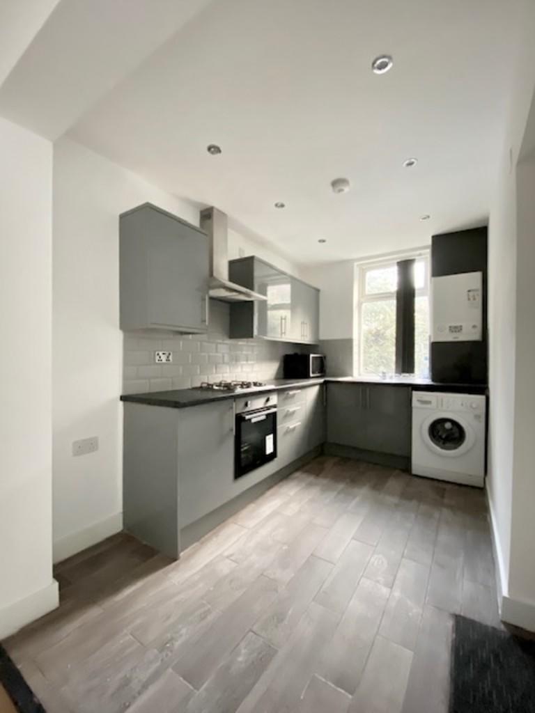 Main image of property: 209a Duke Street - STUDENT PROPERTY