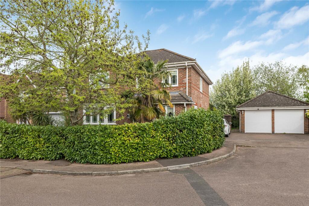 Main image of property: Baylis Crescent, Burgess Hill, West Sussex, RH15