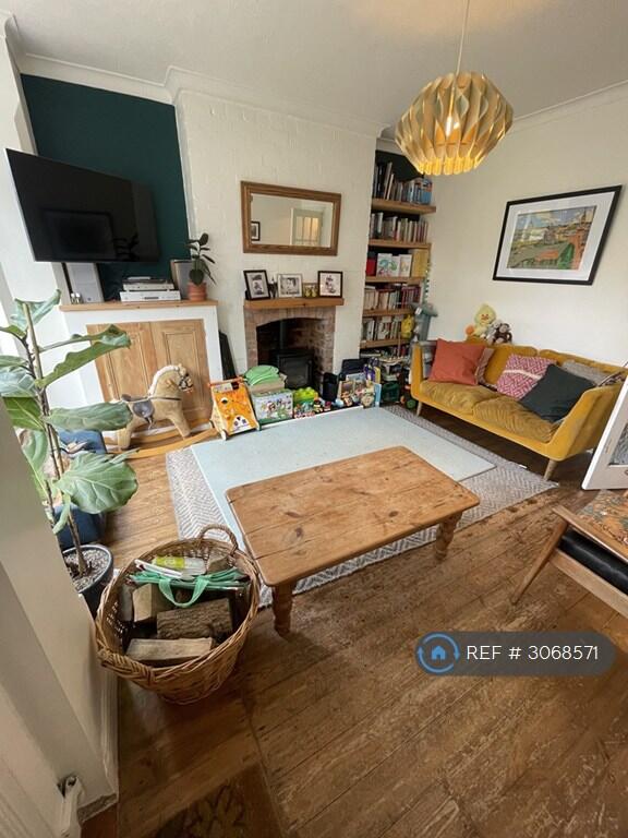 Main image of property: Clifton Road, Nottingham, NG11