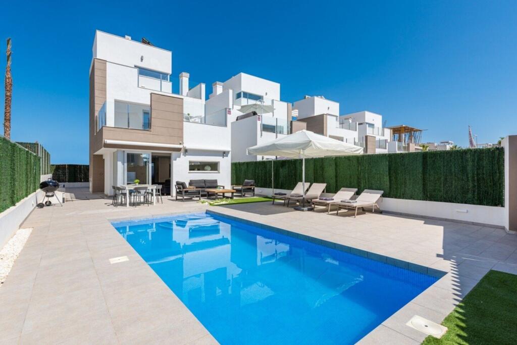 Main image of property: Valencia, Alicante, Guardamar del Segura