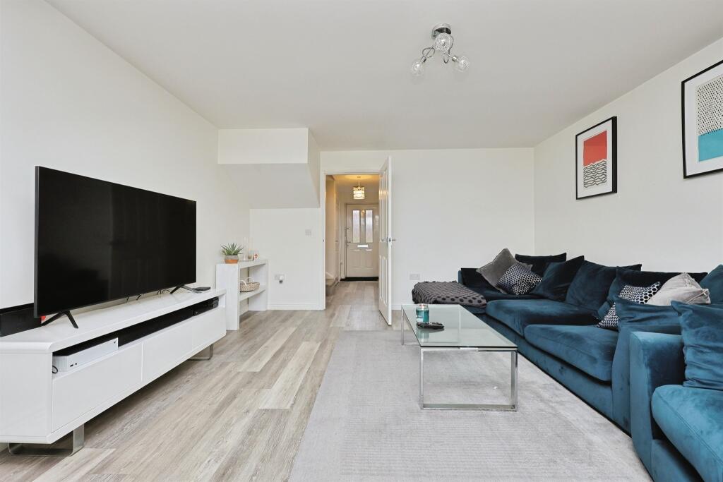Grebe Drive, Sprowston, Norwich photo 3