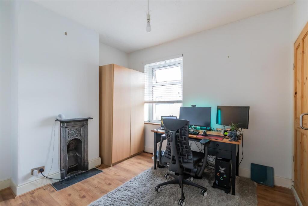 House in Cardiff - More
