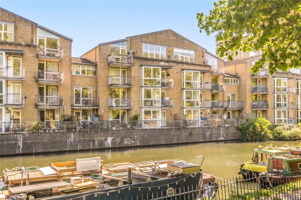 Main image of property: Printers Mews, Bow, London, E3