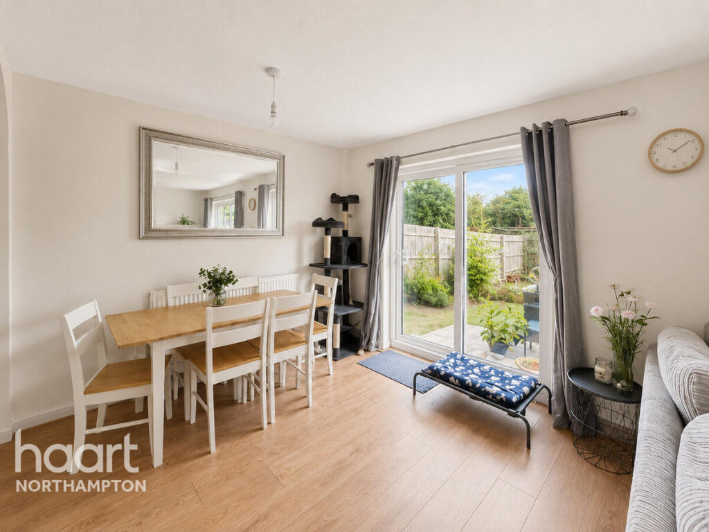 Wantage Close, Northampton - View 6