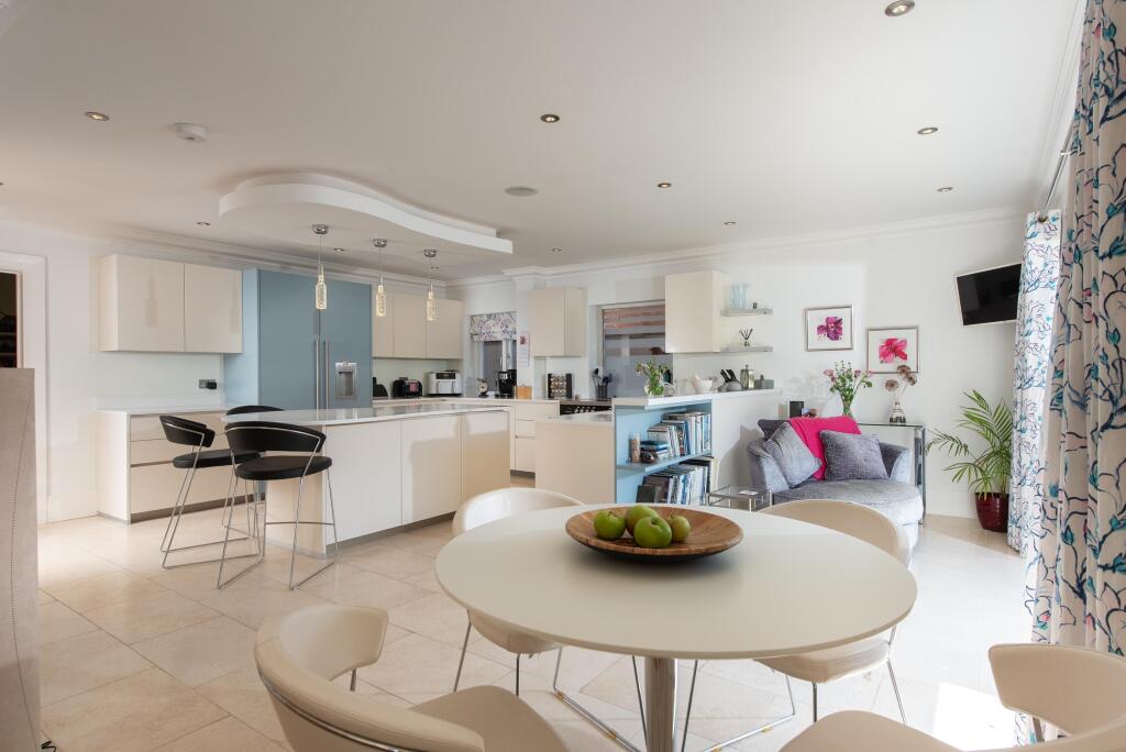 House in Solihull, Norton Green - View 4