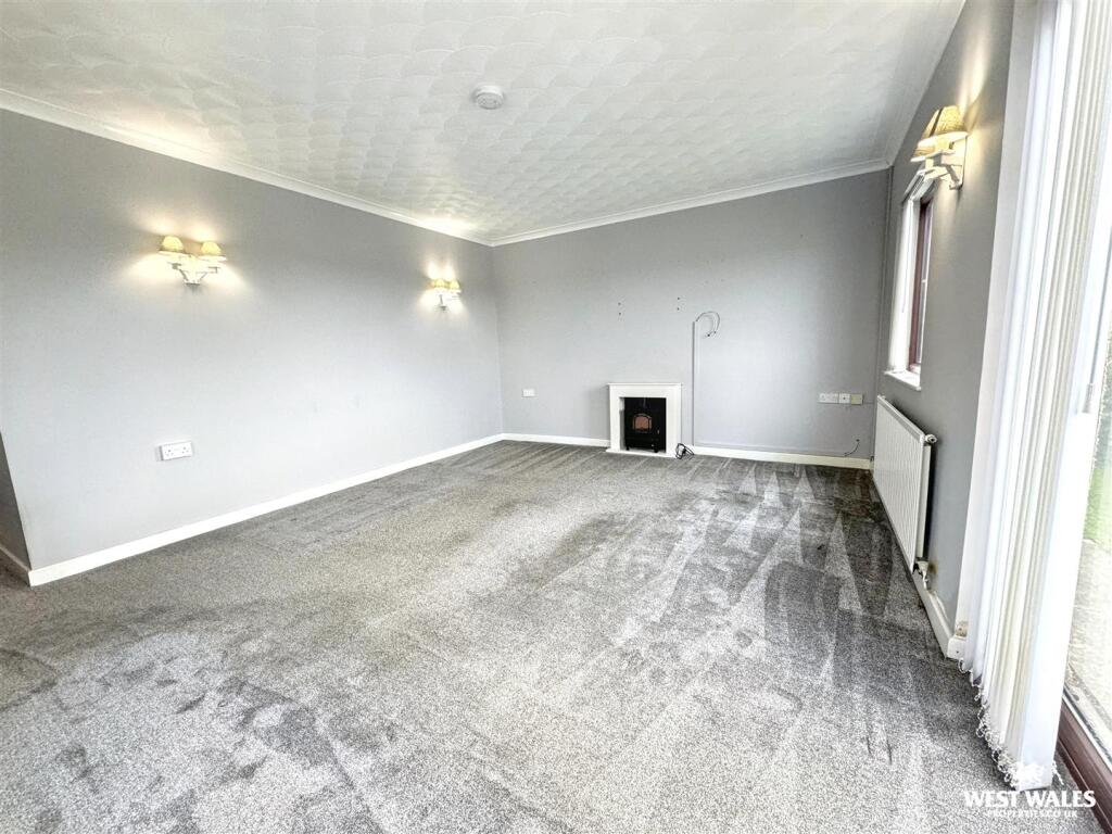 House in Swansea - View 4