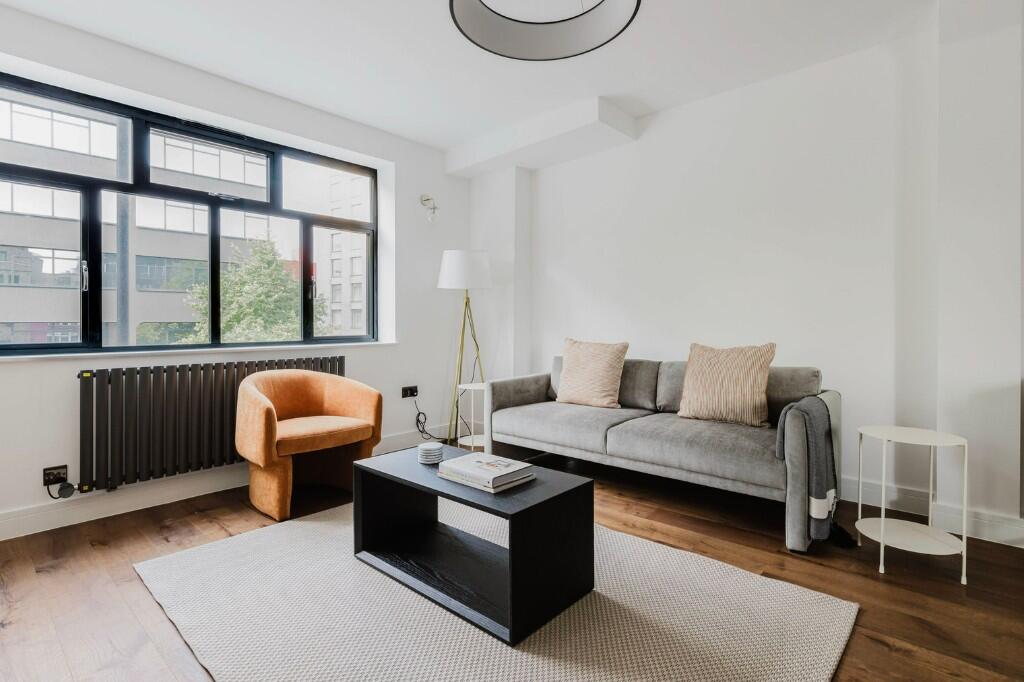 Main image of property: Henriques Street, London, E1