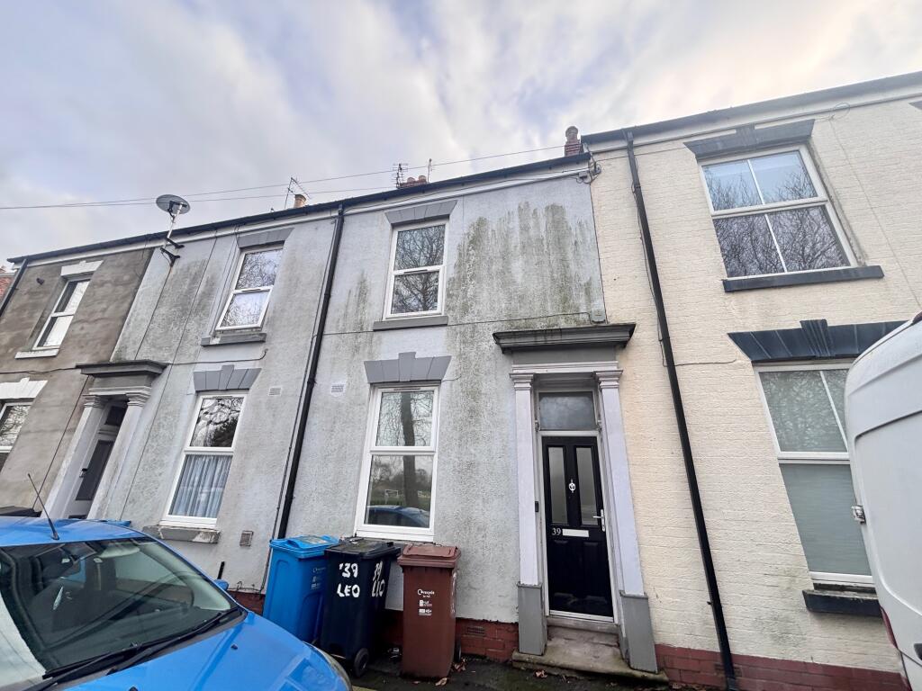 Main image of property: Leonard Street, HULL