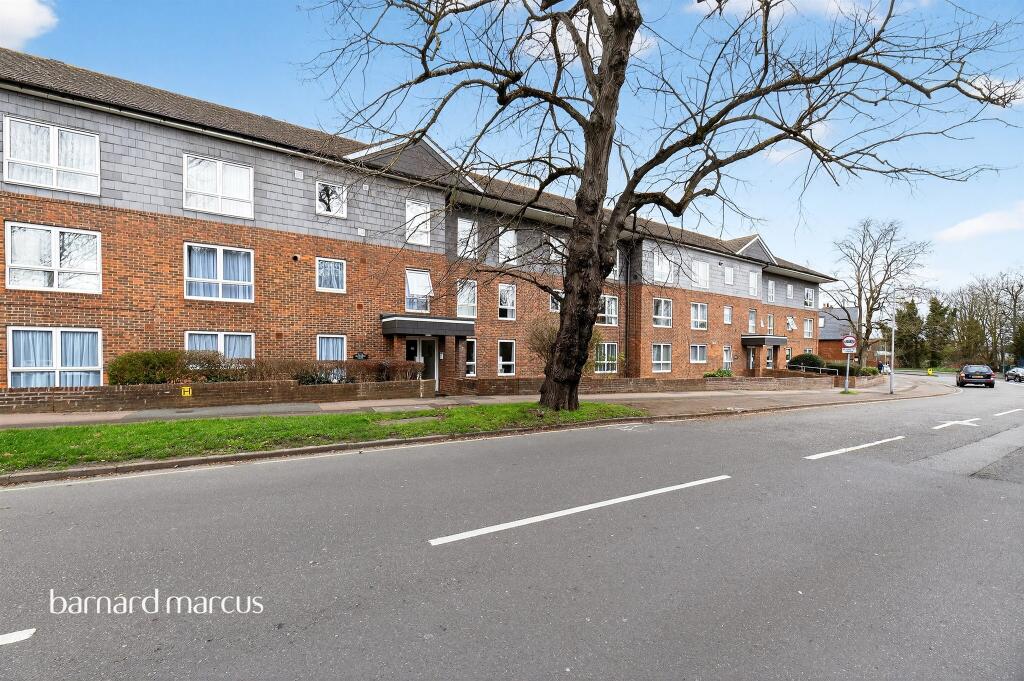Main image of property: The Avenue, Worcester Park