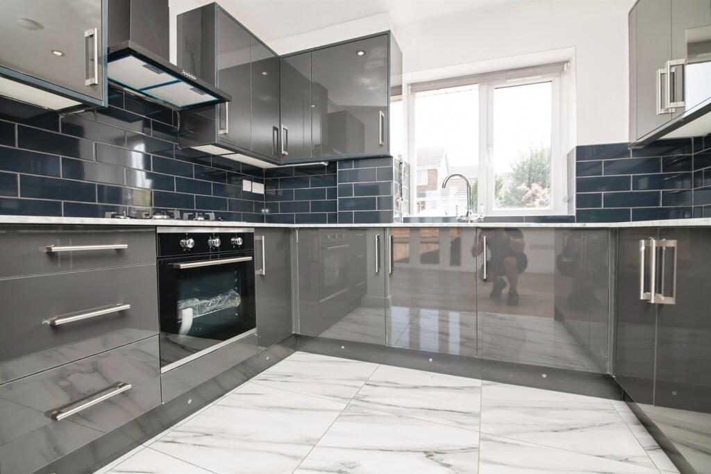 Additional image 4 of Mallen Drive, Tividale, OLDBURY