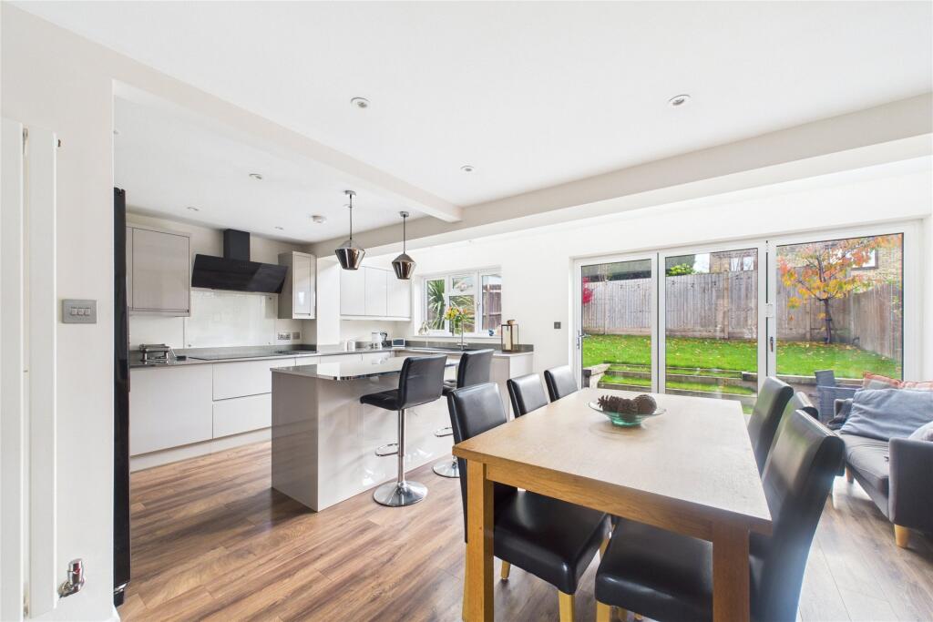 Northington Close, Bracknell, Berkshire, RG12 photo 2