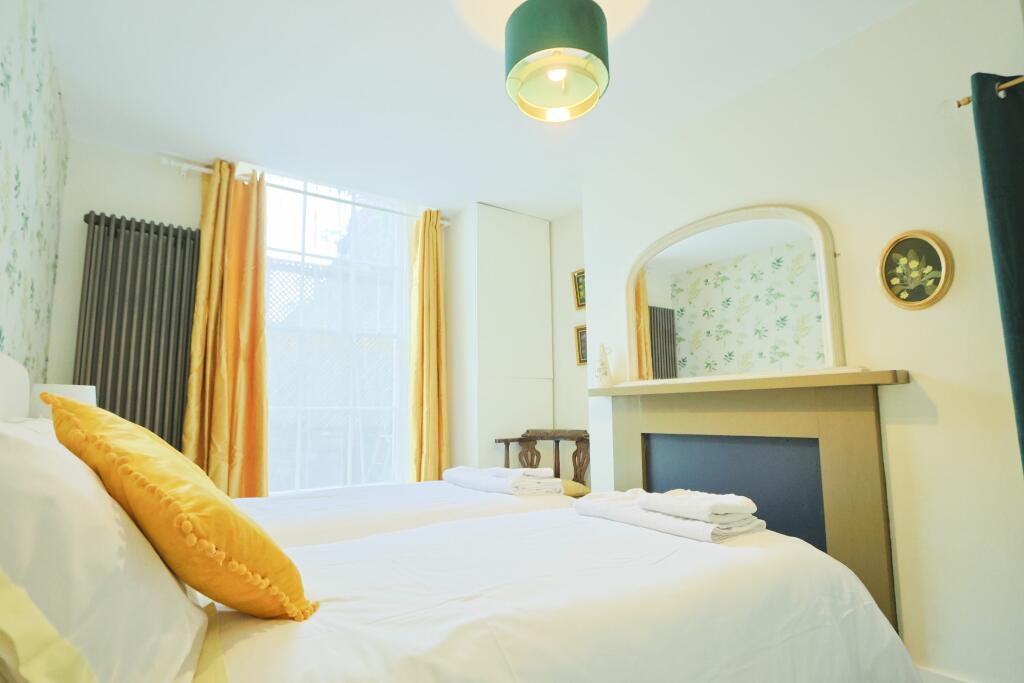2 bedroom flat for rent