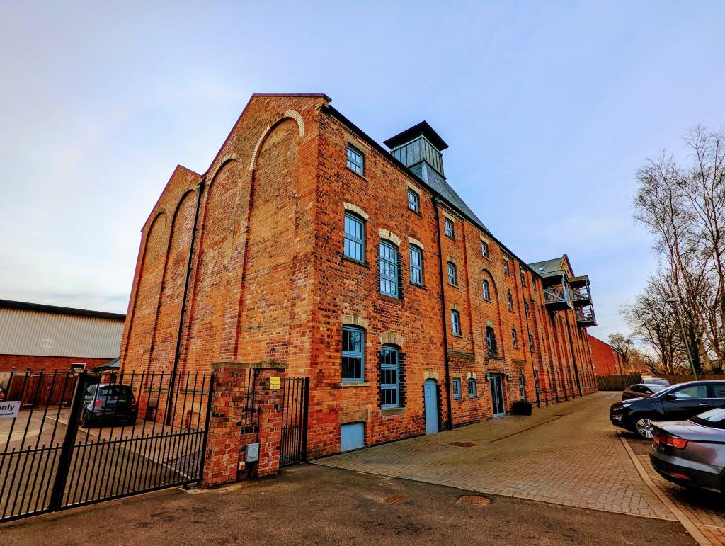 Main image of property: The Malthouse, Cairns Close