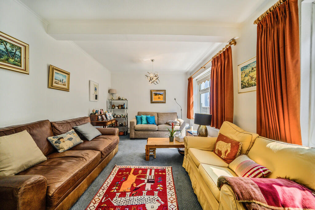 House in Southampton - View 6