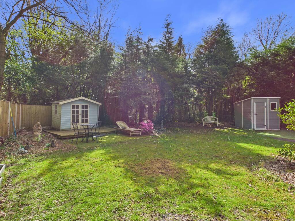 Elmers Green, Skelmersdale, WN8 photo 4