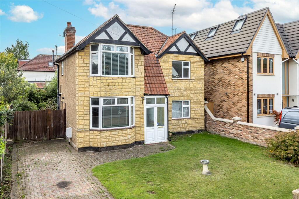 3-bed detached on Pinewood Avenue, New Haw, Addlestone, Surrey, KT15, £550,000