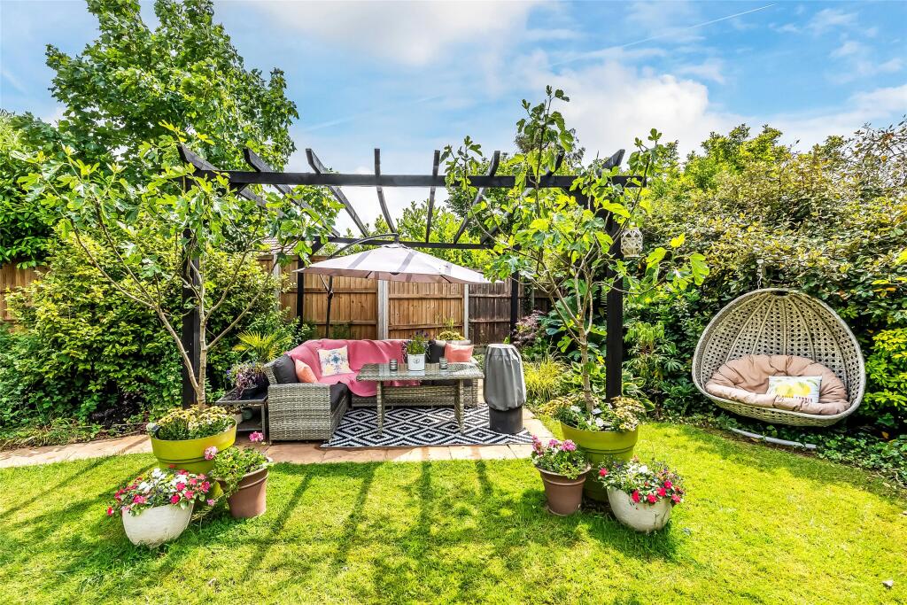 House in Kingston upon Thames - View 5