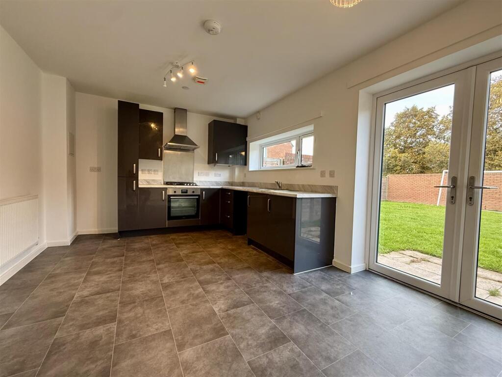 House in Wolverhampton - View 4