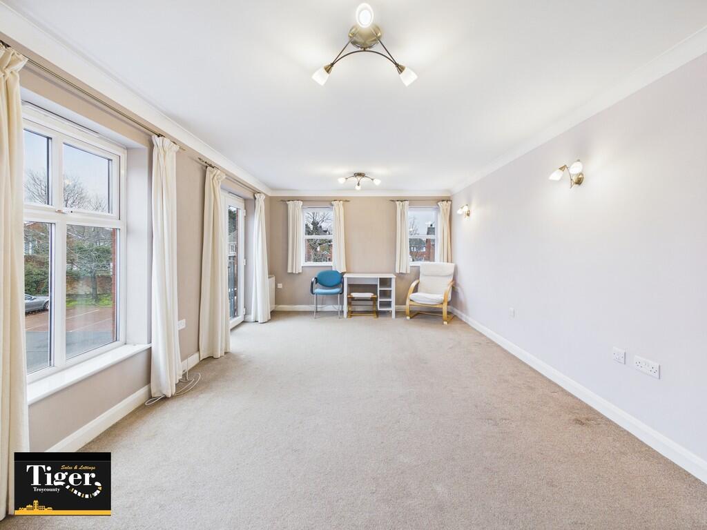 Newton Drive, Blackpool photo 3