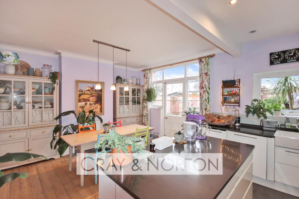 Main image of property: Baring Road, Croydon, CR0