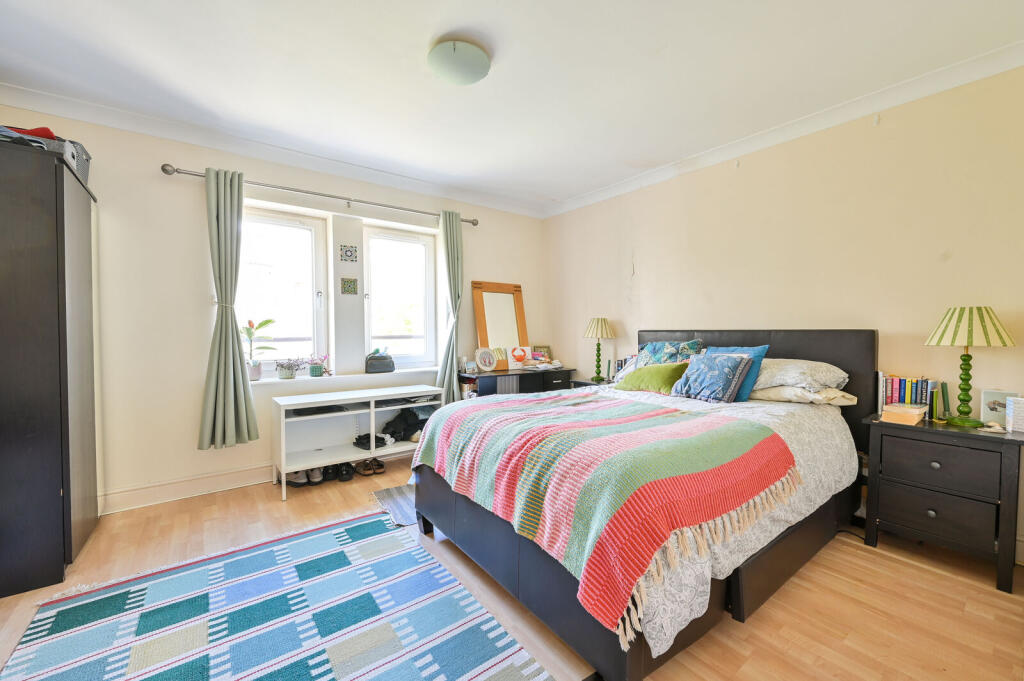 House in London - More