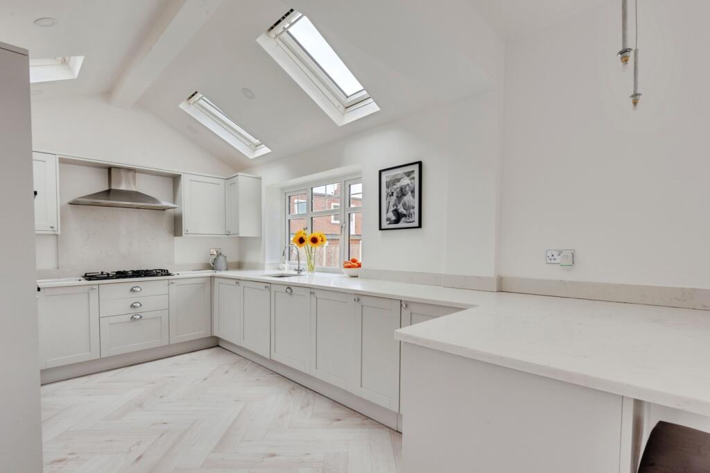 House in Runcorn, Halton Brook, Astmoor - View 5