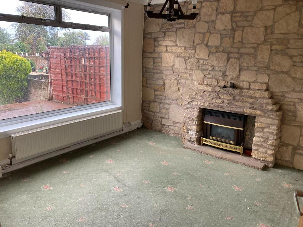 House in Walsall, West Midlands - More