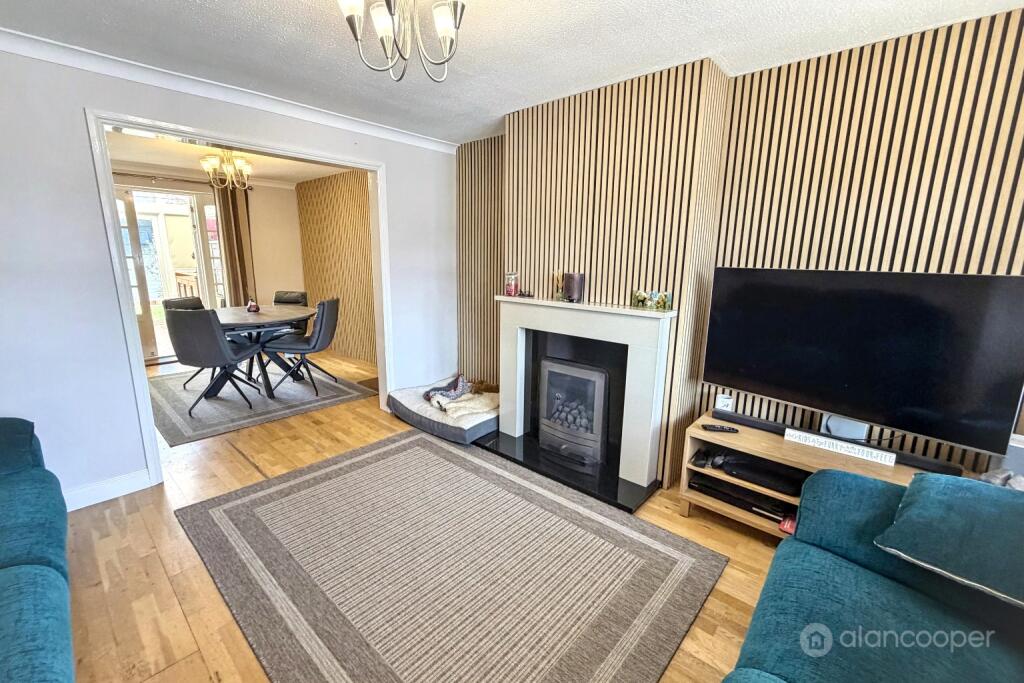House in Nuneaton and Bedworth, Warwickshire - View 5