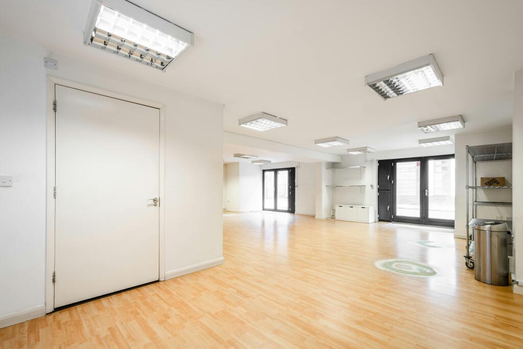 Waterson St 8 - 10.jpg