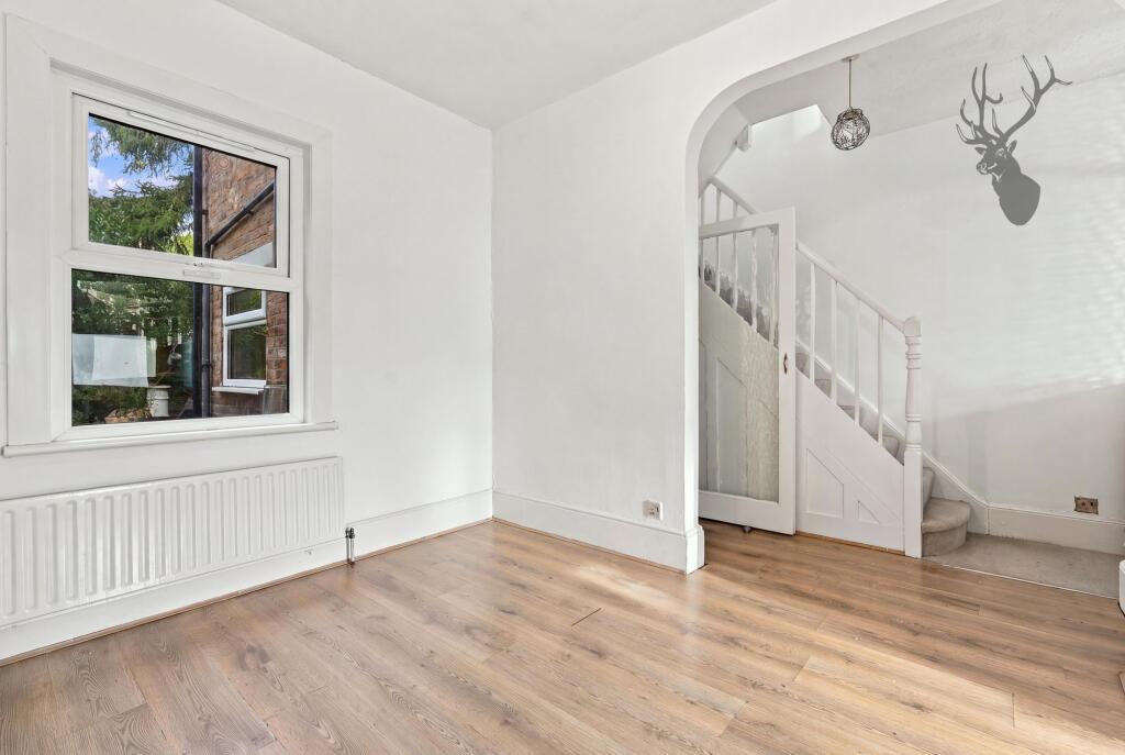 House in Ilford - View 4