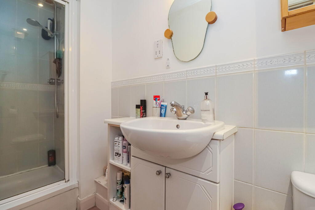 Penn Place, Northway, Rickmansworth - More