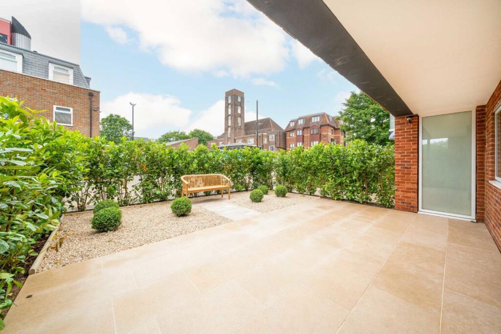 Apartment in London - More